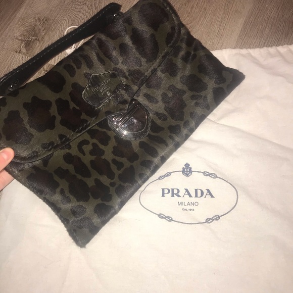 Prada Clutch ✨🤞🏼 - Picture 8 of 11
